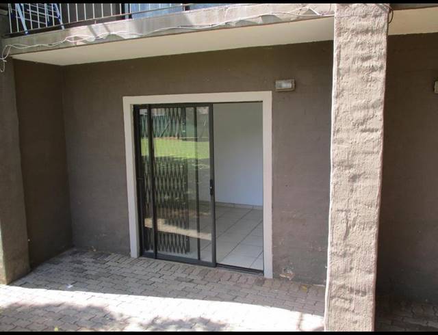 1 BEDROOM PROPERTY TO RENT IN SILVERTON